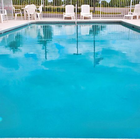 Holiday Inn Express Hotel & Suites Brooksville West, An Ihg Hotel Esterno foto