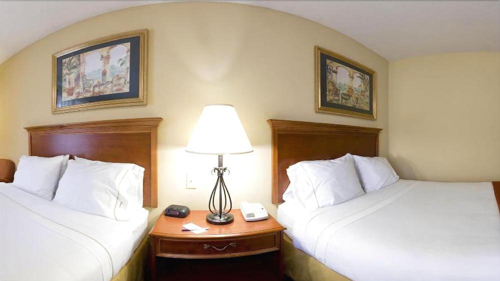 Holiday Inn Express Hotel & Suites Brooksville West, An Ihg Hotel Esterno foto