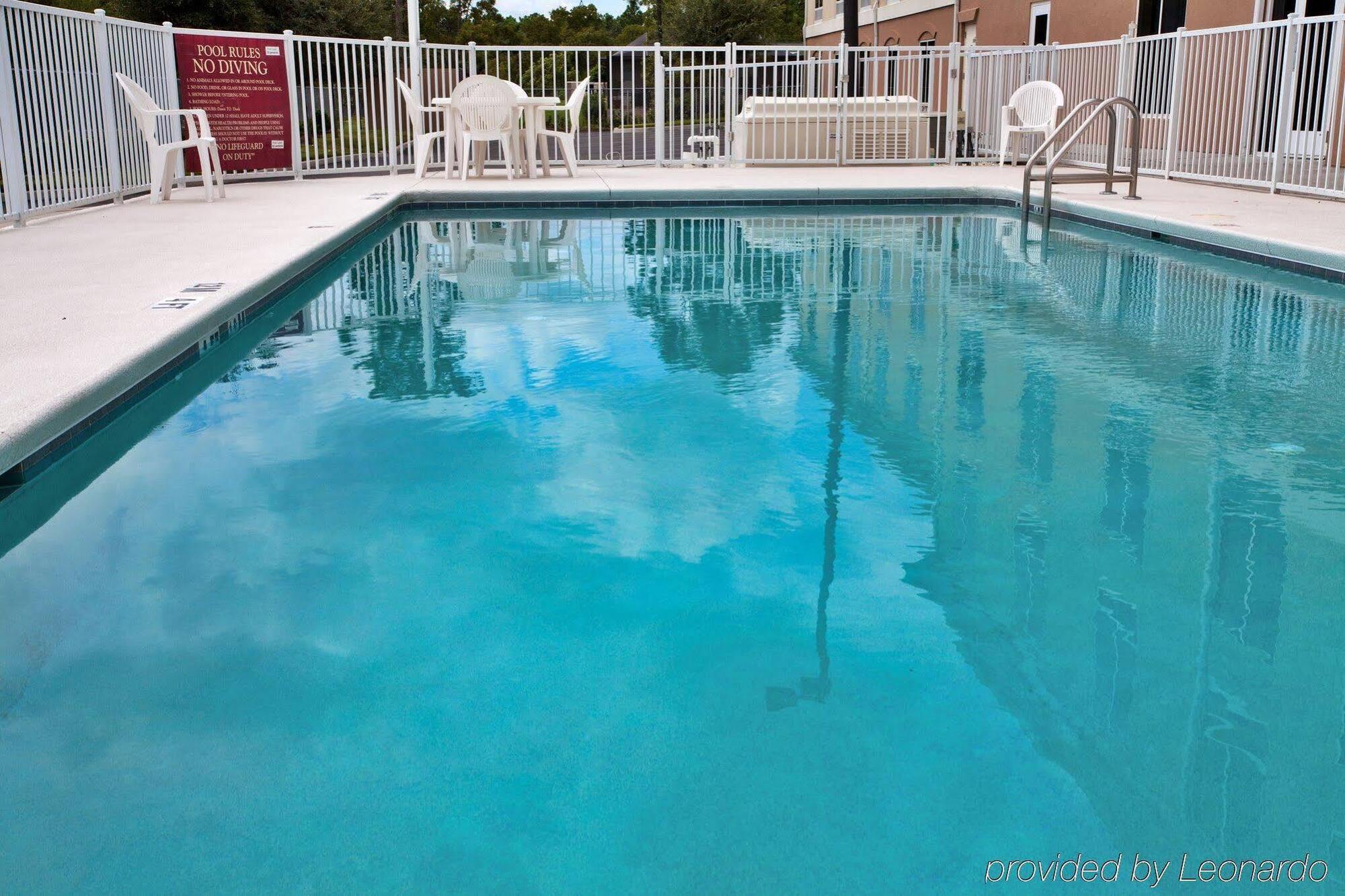 Holiday Inn Express Hotel & Suites Brooksville West, An Ihg Hotel Esterno foto
